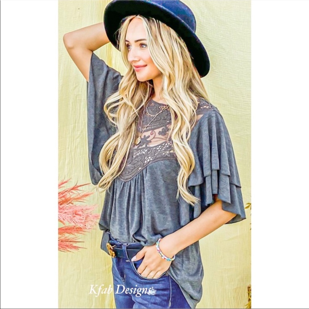 ❤️LAST ONE! Boho Double Sleeve Super Soft Knit Front Lace Detail Top! - Picture 6 of 10